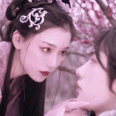 18张高清真人古风情侣头像 氛围感拉满