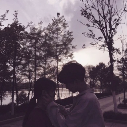 18张高清真人唯美情侣头像 氛围感拉满