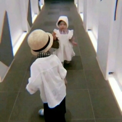 24张萌娃情侣头像来啦！一男一女超可爱高清款