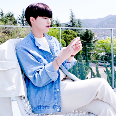 新款单人情侣头像！一男一女分开款高清图共12张