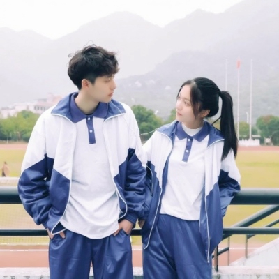 高清校园校服情侣头像 清新又治愈的14组青春情头