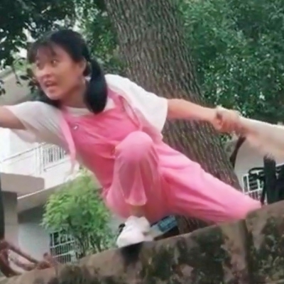 搞怪又逗趣！26组高清搞笑情侣QQ头像合集