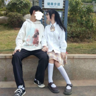 20张甜蜜可爱的萝莉情侣头像 高清无水印可直接用