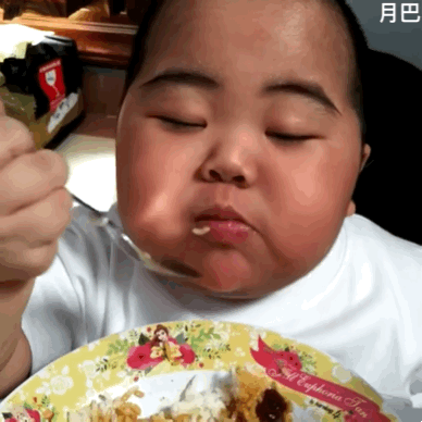 这个胖娃表情包又火了！现在好多人聊天都在用