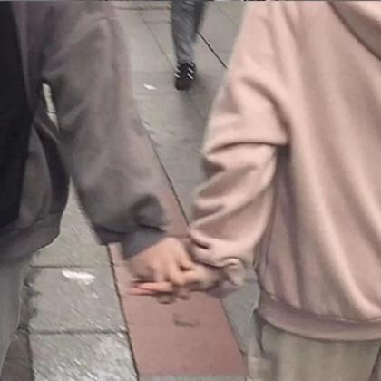 高清不露脸半身情侣头像合集 共20张