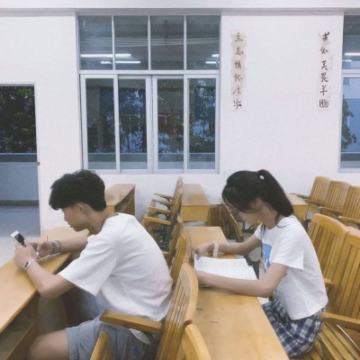 20张甜蜜可爱的萝莉情侣头像 高清无水印可直接用