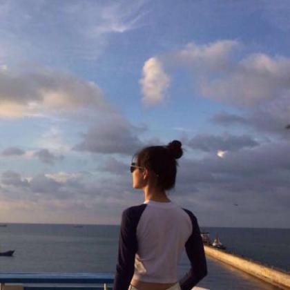 最新干净气质款！12组一男一女高清情侣头像