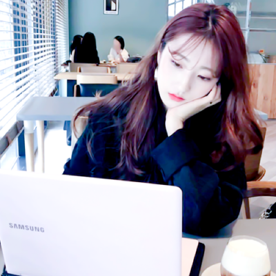 新款单人情侣头像！一男一女分开款高清图共12张