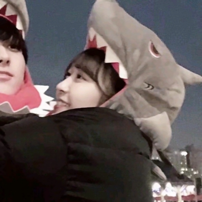 30张真人甜系情侣头像！高清网图直接抱走