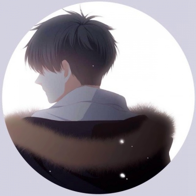 10组一左一右的怦然心动情侣头像 高清无水印合集