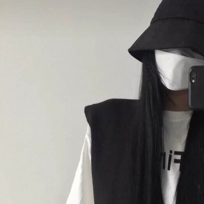 不明显真人单人高清情头合集 共36张