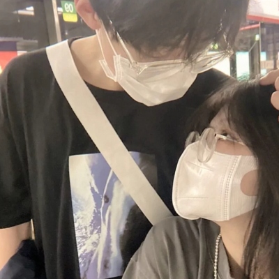 12张干净又甜的真人情侣头像 高清无滤镜