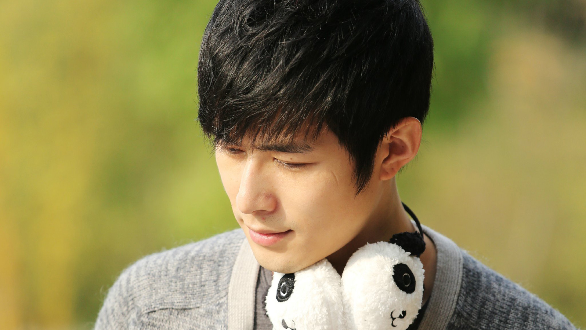 陈学冬动物园写真电脑壁纸 高清人物桌面壁纸来了