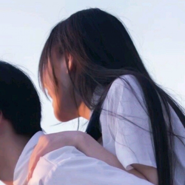 学院风情侣头像来啦！一男一女清纯感拉满的12组双人头像