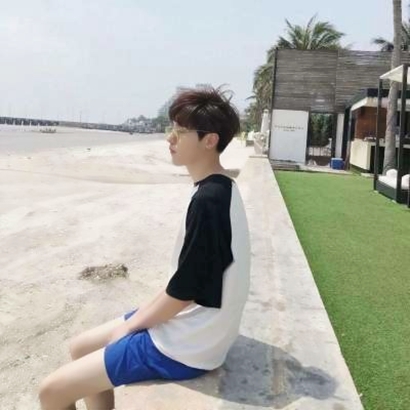 16张高清小清新款一男一女情侣头像分享