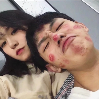 双人甜蜜情侣头像高清大图 共18张