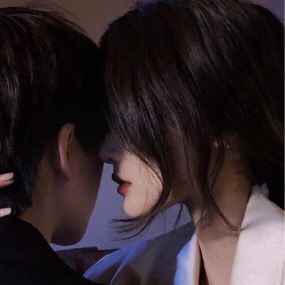 超火霸气真人情侣头像合集 共16张