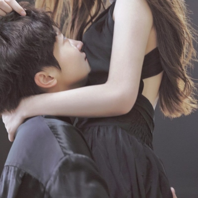 超火霸气真人情侣头像合集 共16张