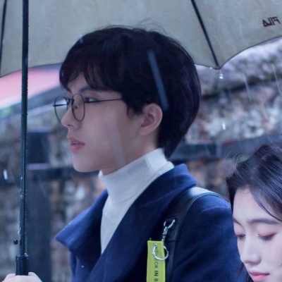 真人版网图甜系情头，20张高清个性情侣头像合集