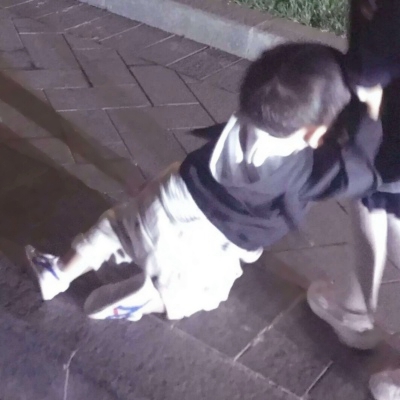 20组可爱萌娃QQ情侣头像 两张分开高清图