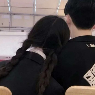 10组不露脸甜蜜情侣头像 一男一女适配度拉满