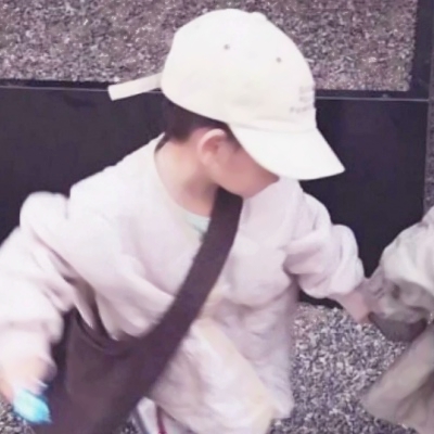 软萌暴击！28组可爱萌娃情侣头像 一对两张高清图