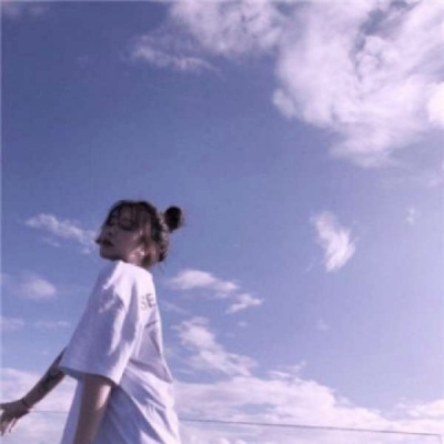 24张高清好看的一男一女分开情侣头像合集