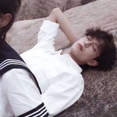 超戳人的浪漫神仙情侣头像 16张合集