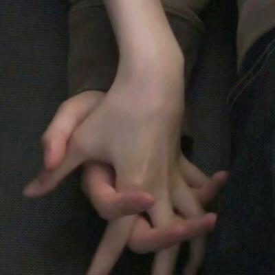 手控党看过来！20张高清手部情侣头像合集