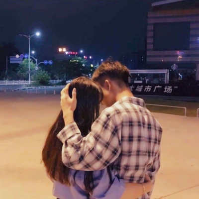 20张高清双人甜蜜QQ情侣头像 甜到心坎里的情头合集