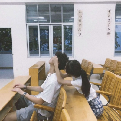 20张甜蜜可爱的萝莉情侣头像 高清无水印可直接用