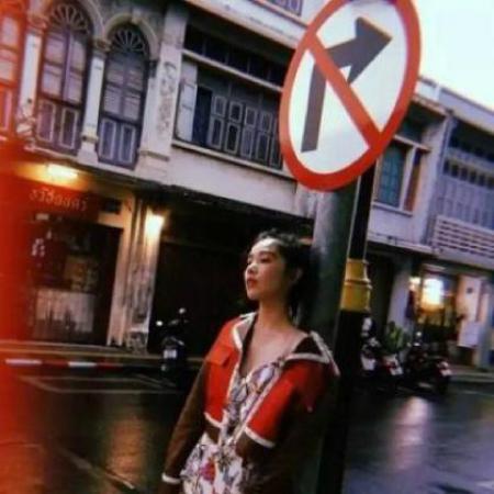 款成熟风情侣微信头像来啦 一男一女共12张