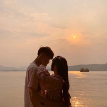 12组超甜秀恩爱情侣头像 高清无水印直接用