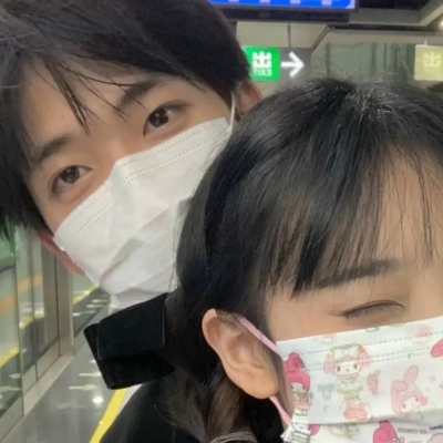 10组氛围感拉满的真人情侣头像，一左一右超适配