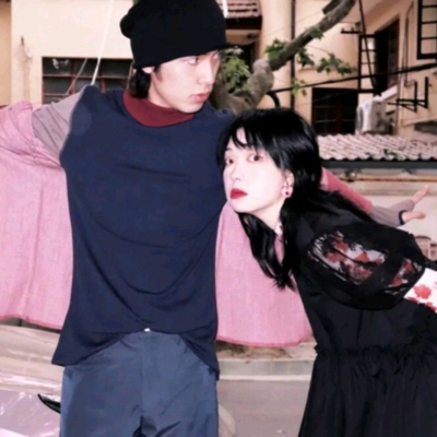 超火真人情侣头像 高清无水印共16张