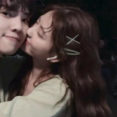 新版QQ情侣头像来啦！36张高清热门款一次看够