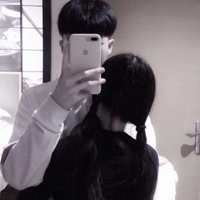 这里有16组好看的QQ真人情侣头像 高清一左一右两张一套