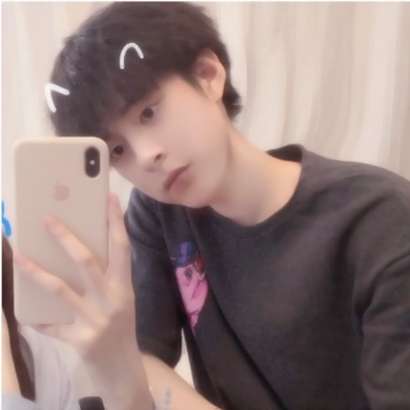 新版QQ情侣头像来啦！36张高清热门款一次看够