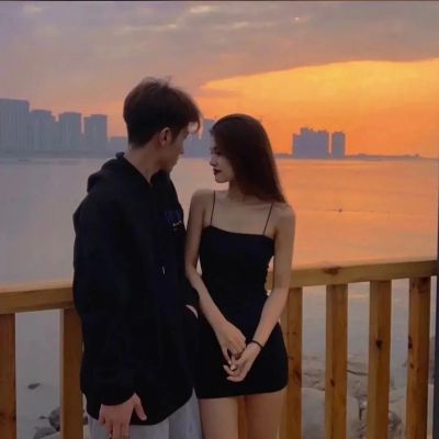 10组氛围感拉满的真人情侣头像，一左一右超适配