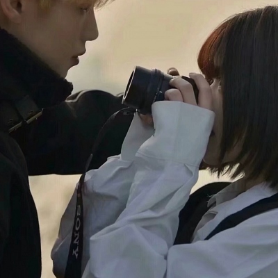 成熟温柔又有氛围感的情侣头像来啦 共18张高清图