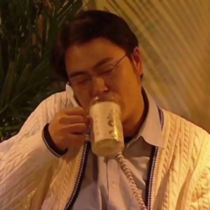 16组搞怪可爱情侣头像 一左一右高清配对图