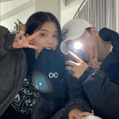 网红款一左一右情侣头像合集！14张热门情头直接抱走