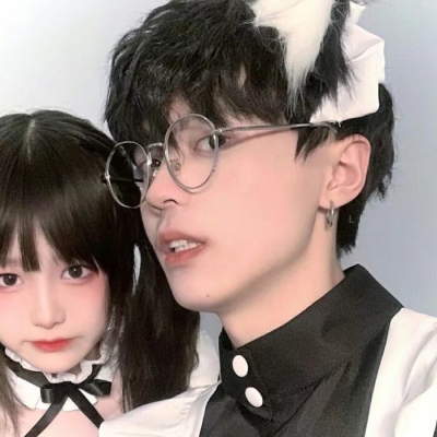 最新双人高清情侣头像来啦！这里整理了16张个性网同款图，都是适合情侣使用的高清素材。