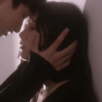 超火的温柔甜蜜情侣头像 14张合集