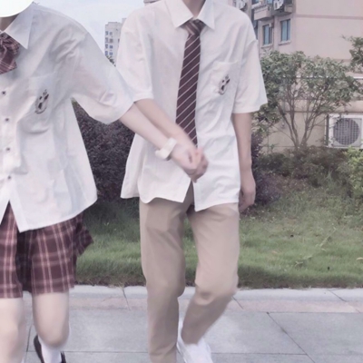 制服党看过来！热门情侣部位头像合集共18张