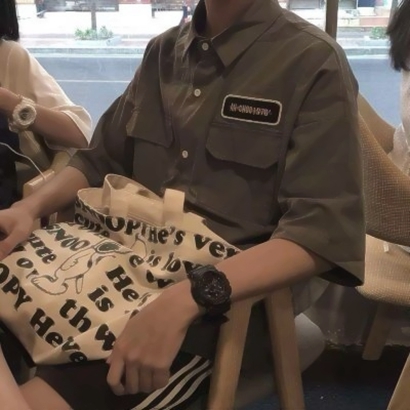 不露脸也能撒糖！16张个性身体部位情侣半身头像合集