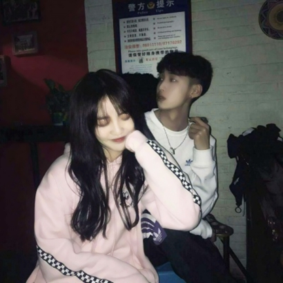 26张双人真人情侣头像来啦！高清又甜蜜的同框款情头合集，适合喜欢真人情侣头像的用户直接取用。