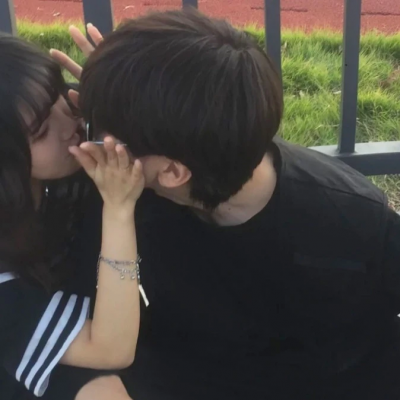 甜到齁！12组真人情侣头像直接拿去用