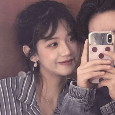 20张复古港风情侣头像 自带温柔甜蜜滤镜