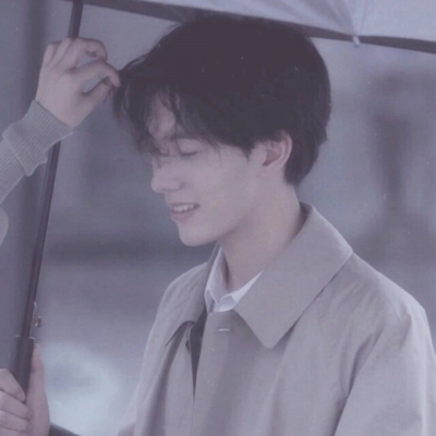 20张复古港风情侣头像 自带温柔甜蜜滤镜